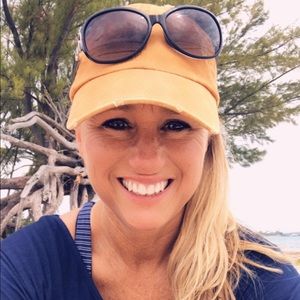 Meet your Posher, Joni